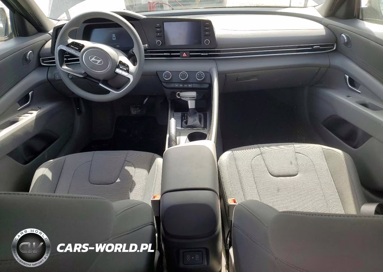2026 Hyundai Elantra Se VIN:KMHLL4DG9TU211158 - 8