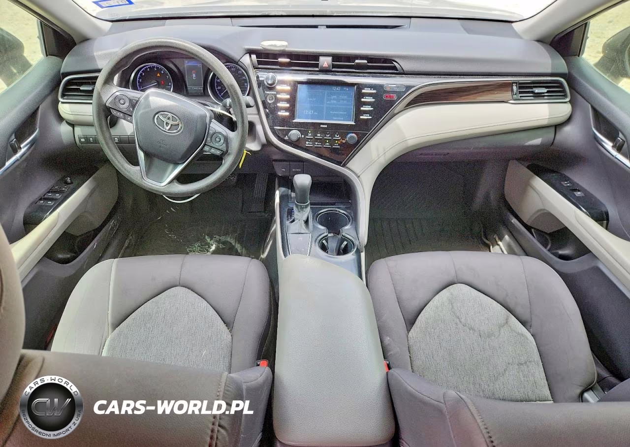2020 Toyota Camry Le VIN:4T1C11AK0LU342315 - 8