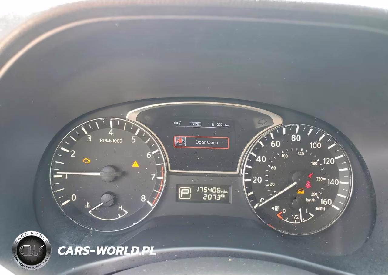 2015 Nissan Pathfinder Sv VIN:5N1AR2MM3FC658756 - 9