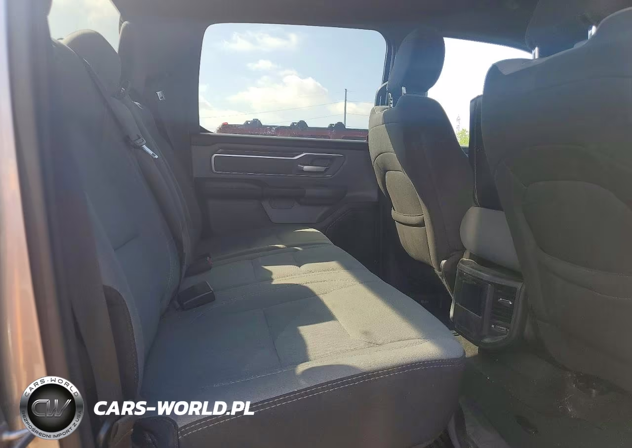2022 Ram 1500 Big Horn VIN:1C6SRFMT8NN223619 - 10
