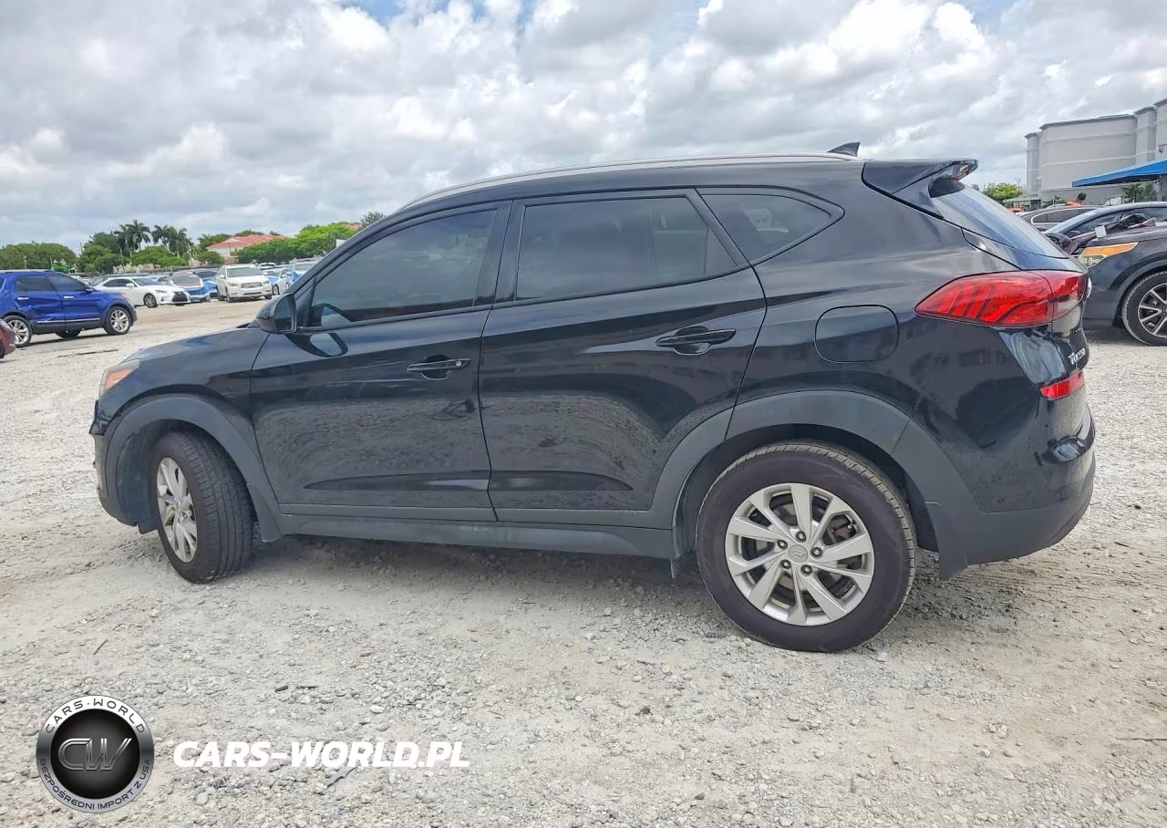 2021 Hyundai Tucson Value VIN:KM8J33A42MU310126 - 2