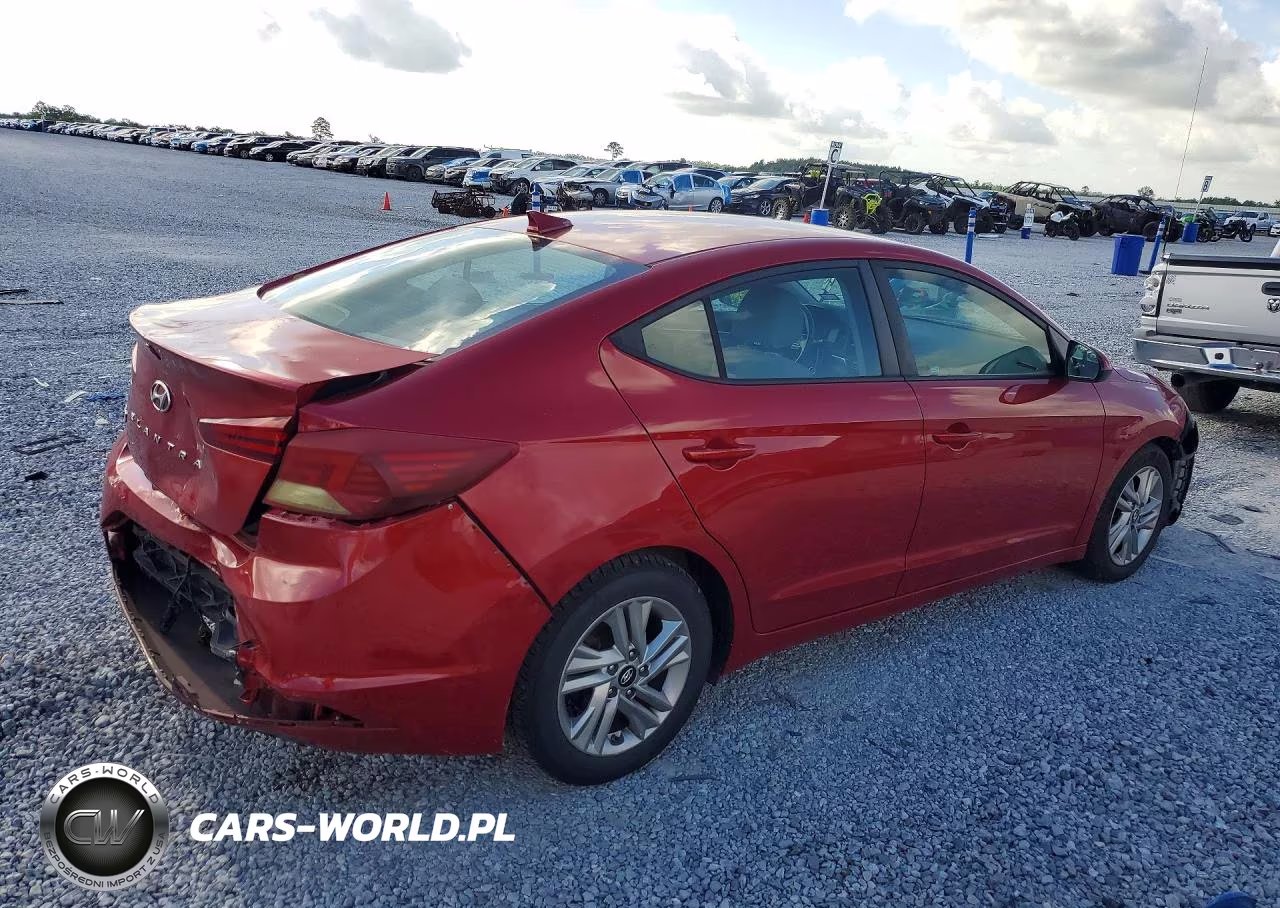 2020 Hyundai Elantra Sel VIN:5NPD84LF6LH524701 - 3