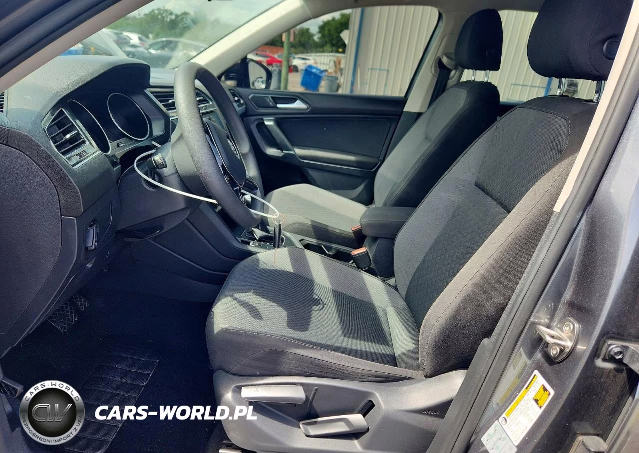 2018 Volkswagen Tiguan S VIN:3VV1B7AX5JM089132 - 7