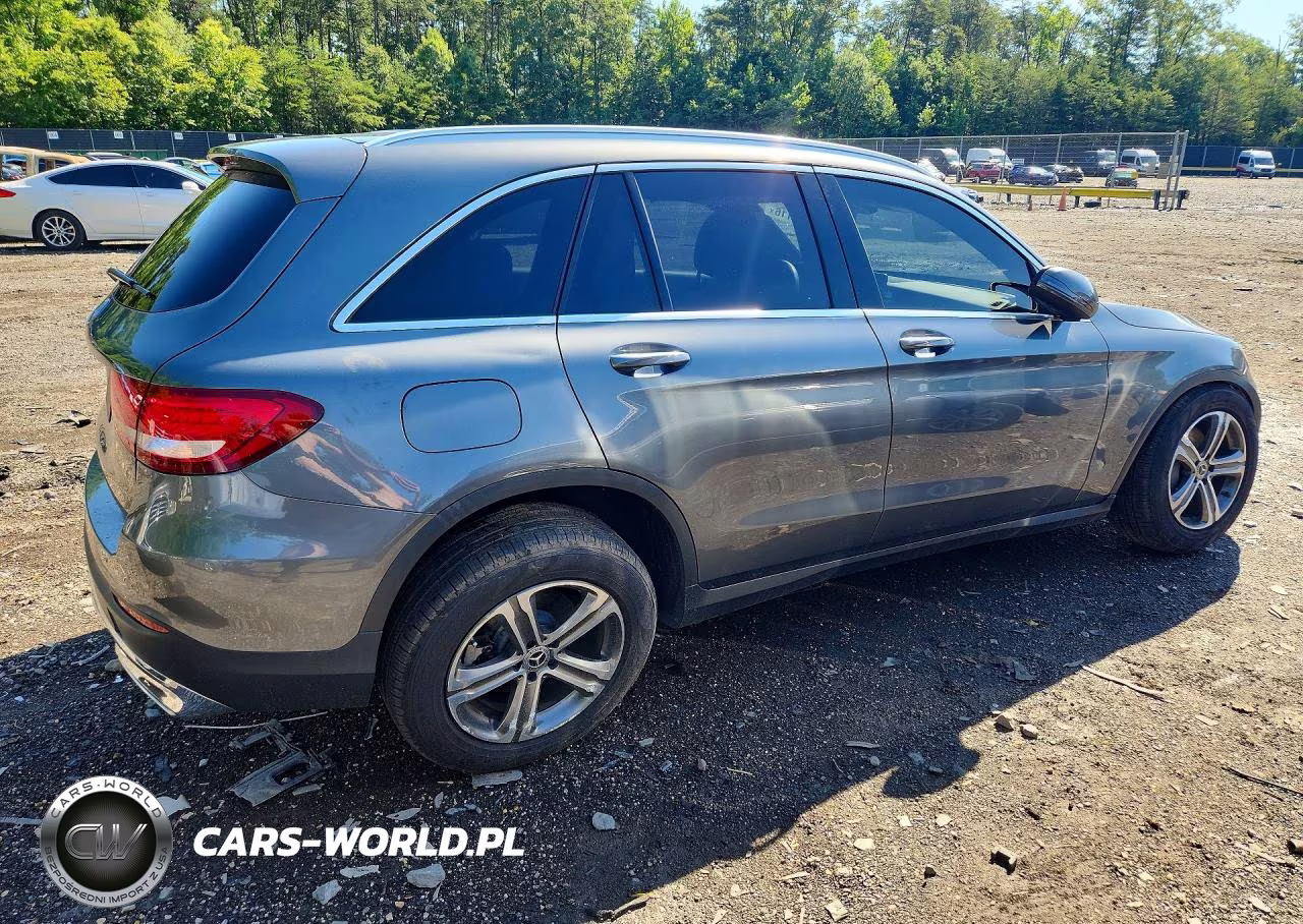 2018 Mercedes-Benz Glc 300 VIN:WDC0G4JB7JV071584 - 3