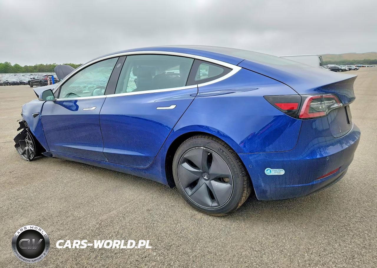 2020 Tesla Model 3 VIN:5YJ3E1EB1LF617640 - 2