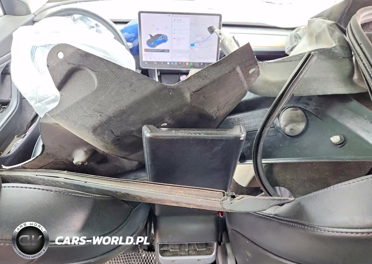 2020 Tesla Model 3 VIN:5YJ3E1EB1LF617640 - 8
