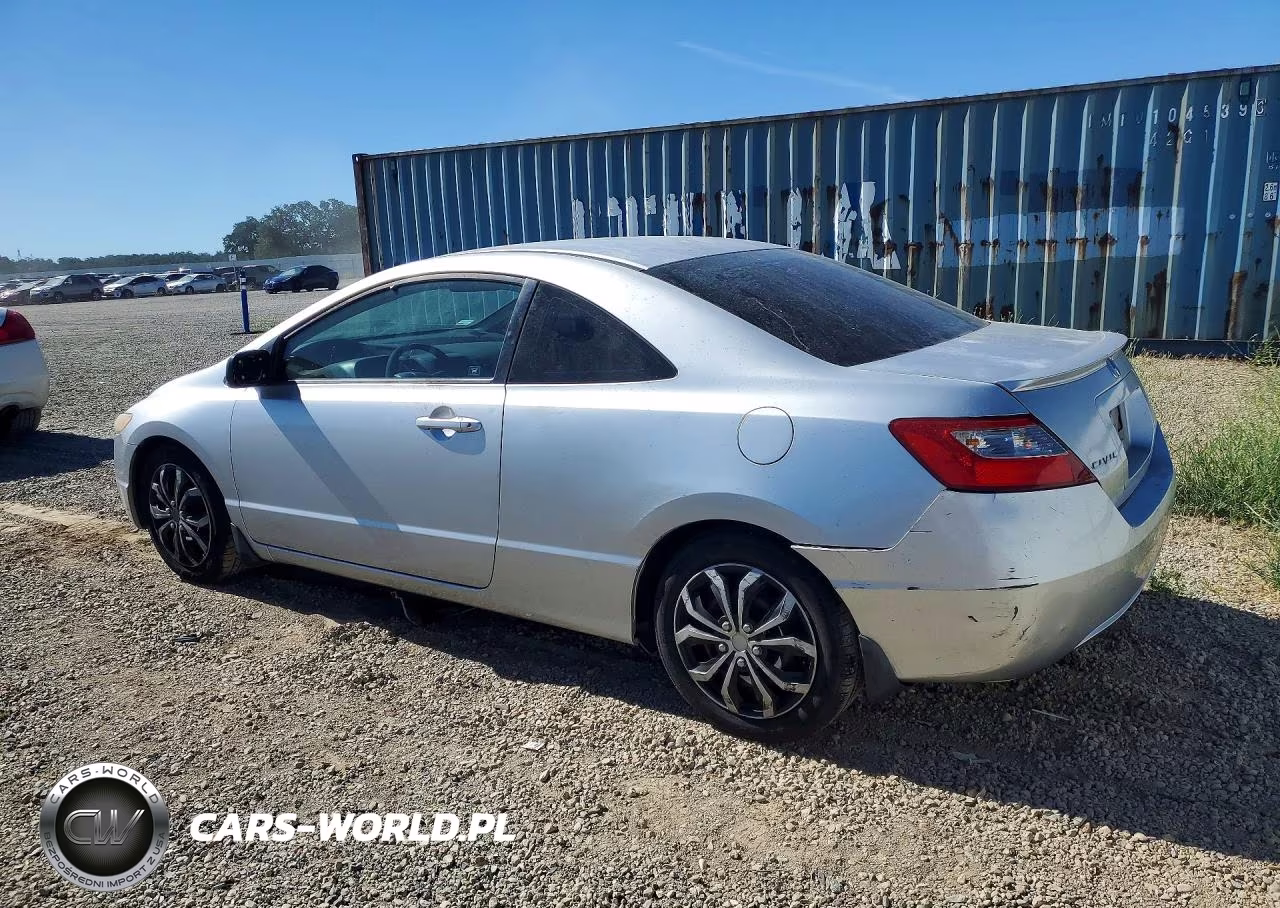 2008 Honda Civic Lx VIN:2HGFG12608H570893 - 2