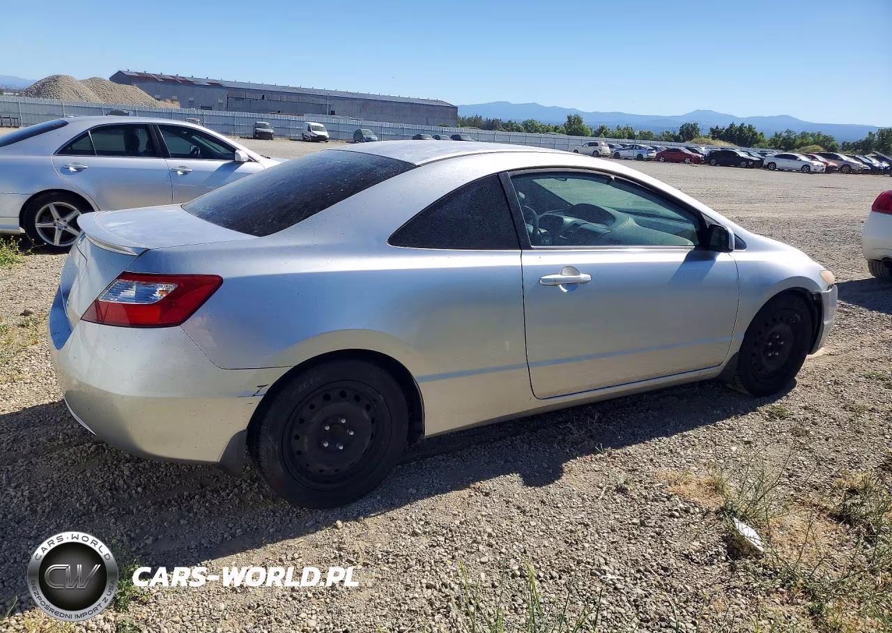 2008 Honda Civic Lx VIN:2HGFG12608H570893 - 3