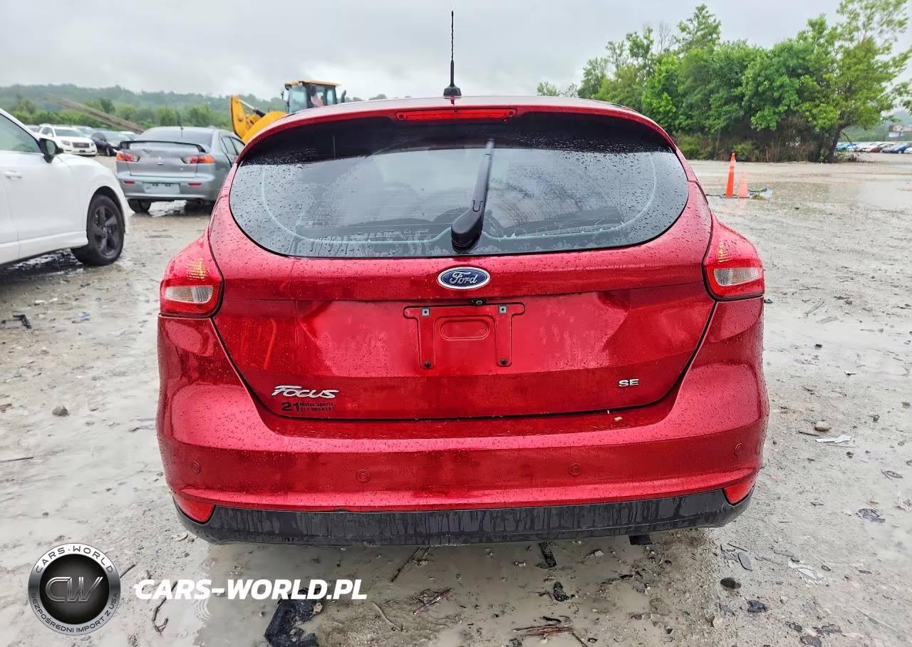 2016 Ford Focus Se VIN:1FADP3K23GL312115 - 6