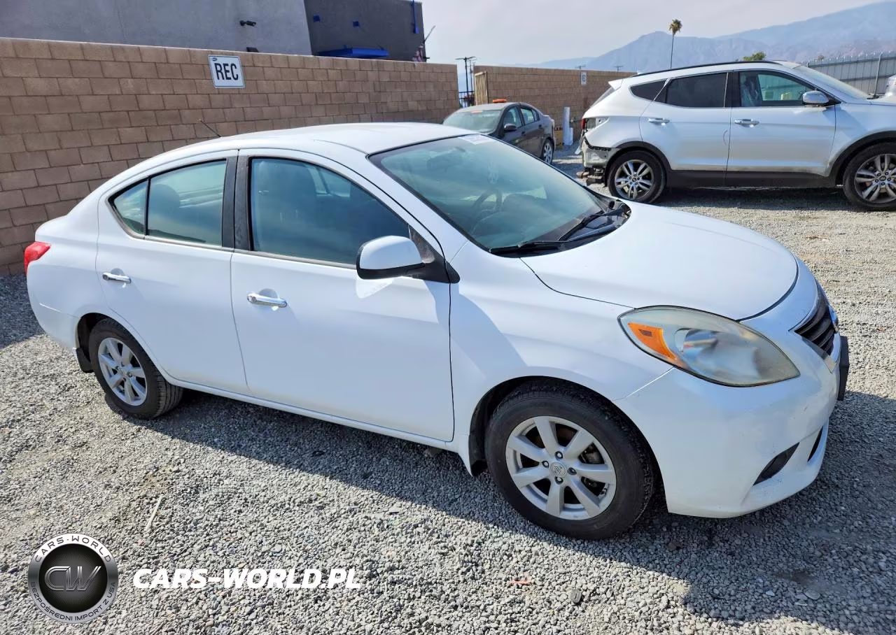 2012 Nissan Versa 1.6 S VIN:3N1CN7AP1CL846604 - 4