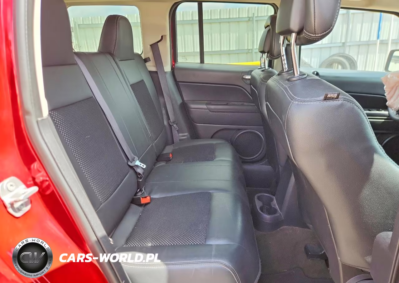 2016 Jeep Patriot Sport VIN:1C4NJPBA8GD694148 - 10