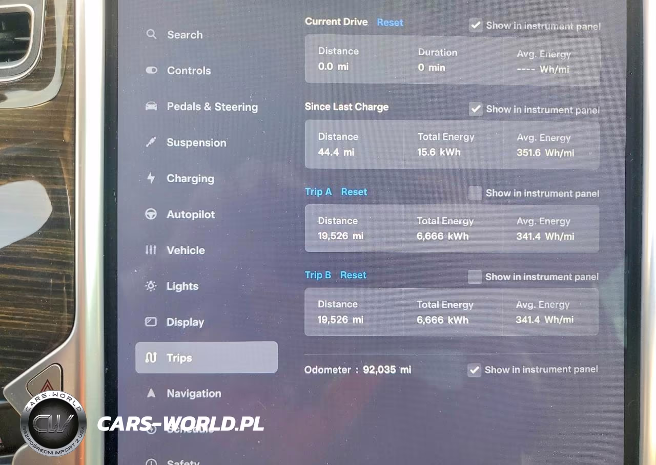 2015 Tesla Model S 70D VIN:5YJSA1S28FF085125 - 9