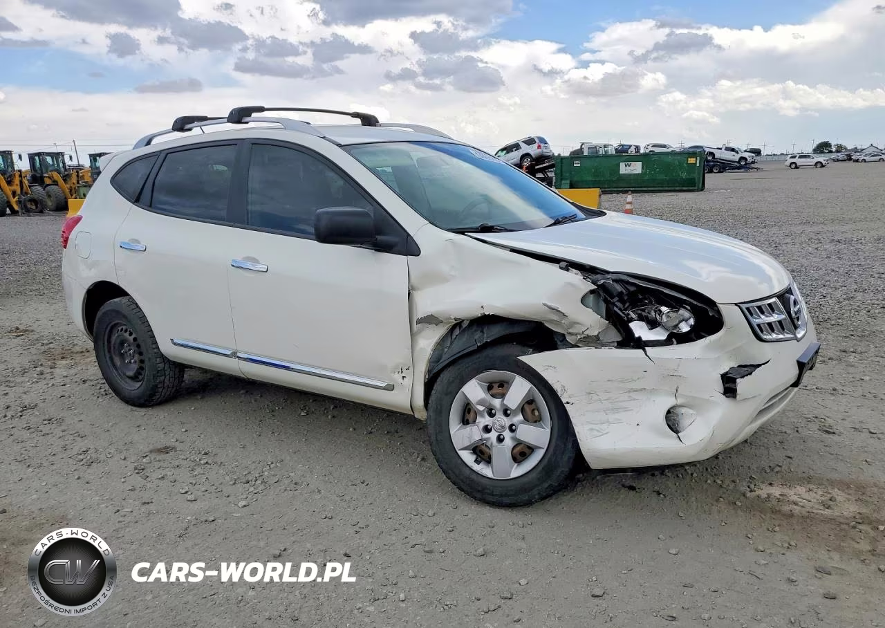 2015 Nissan Rogue Select S VIN:JN8AS5MV5FW752644 - 4