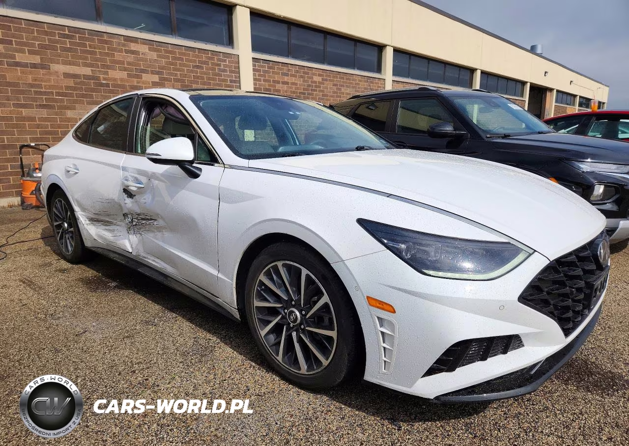 2023 Hyundai Sonata Limited VIN:KMHL34J27PA284366 - 4