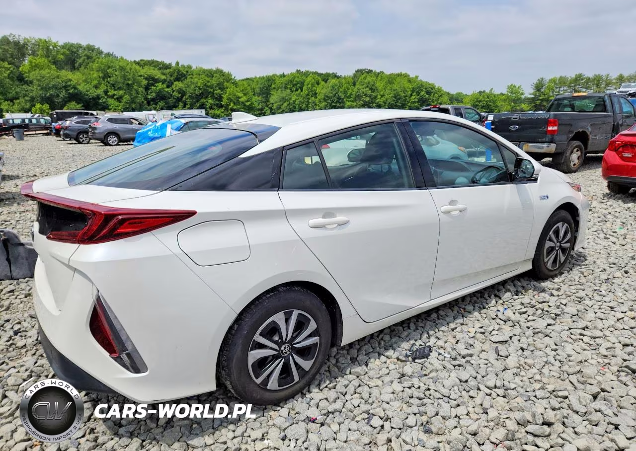 2017 Toyota Prius Prime Premium VIN:JTDKARFP0H3059431 - 3