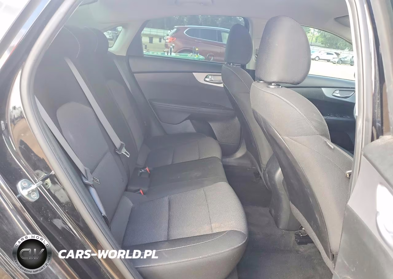 2023 Kia Forte Lxs VIN:3KPF24AD9PE564504 - 10