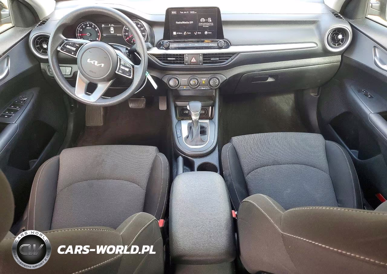 2023 Kia Forte Lxs VIN:3KPF24AD9PE564504 - 8