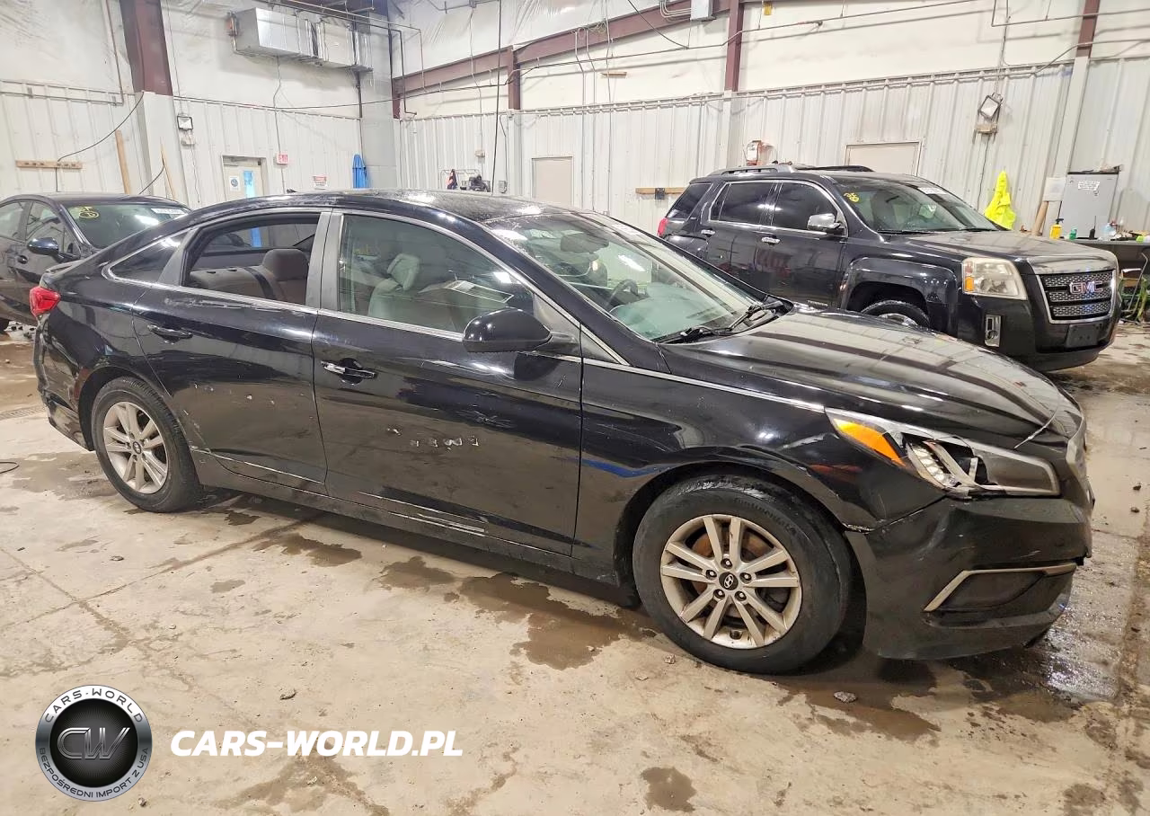 2016 Hyundai Sonata Se VIN:5NPE24AF7GH385211 - 4