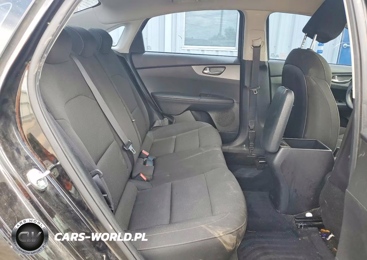 2021 Kia Forte Lxs VIN:3KPF24AD5ME381340 - 11