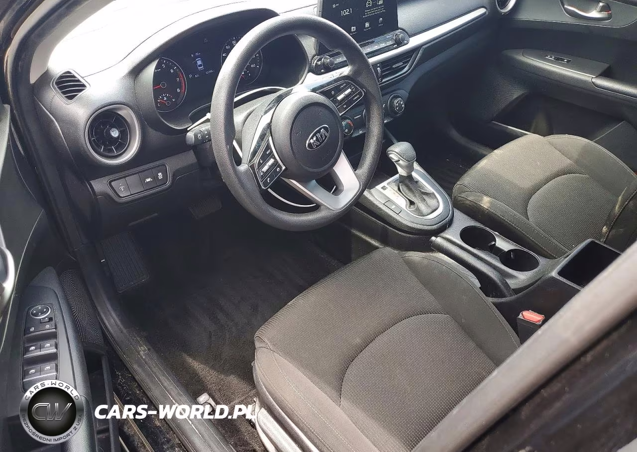 2021 Kia Forte Lxs VIN:3KPF24AD5ME381340 - 8