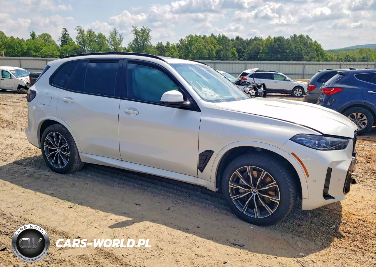 2026 BMW X5 xDrive50E VIN:5UX43EU02T9129016 - 4