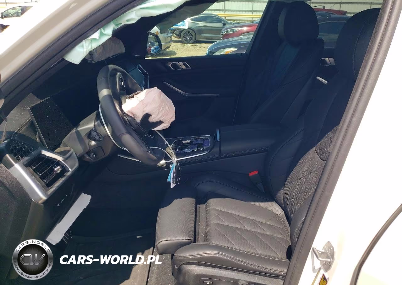 2026 BMW X5 xDrive50E VIN:5UX43EU02T9129016 - 7