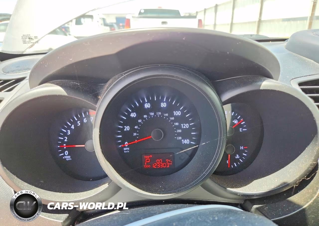 2013 Kia Soul Base VIN:KNDJT2A51D7607040 - 9