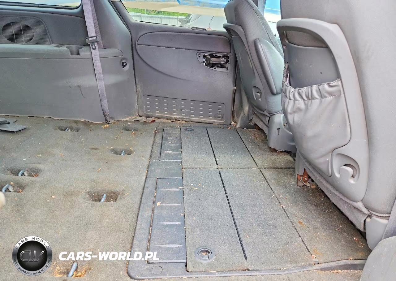 2006 Chrysler Town & Country Touring VIN:2A4GP54L26R728410 - 11
