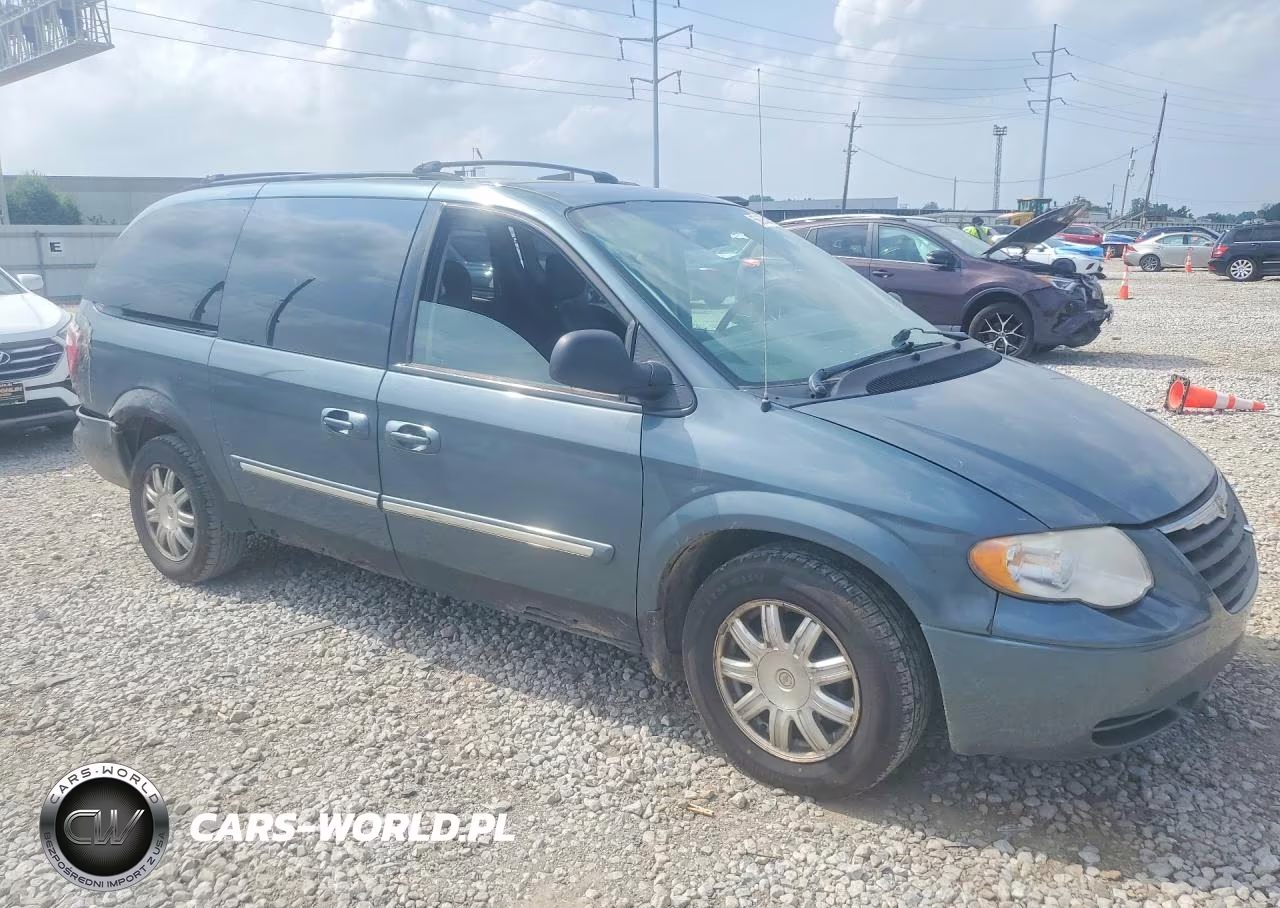 2006 Chrysler Town & Country Touring VIN:2A4GP54L26R728410 - 4