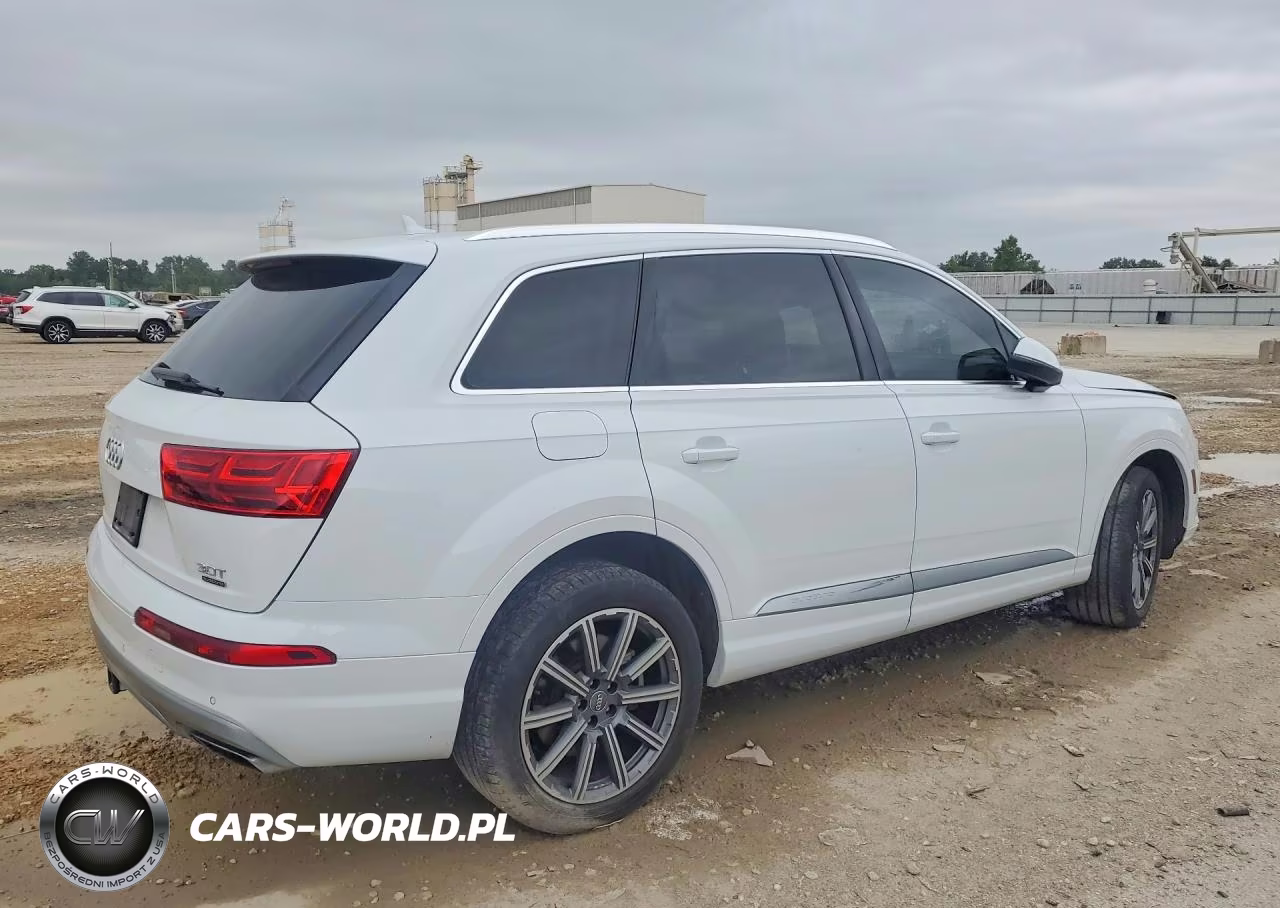 2018 Audi Q7 Prestige VIN:WA1VAAF75JD001629 - 3