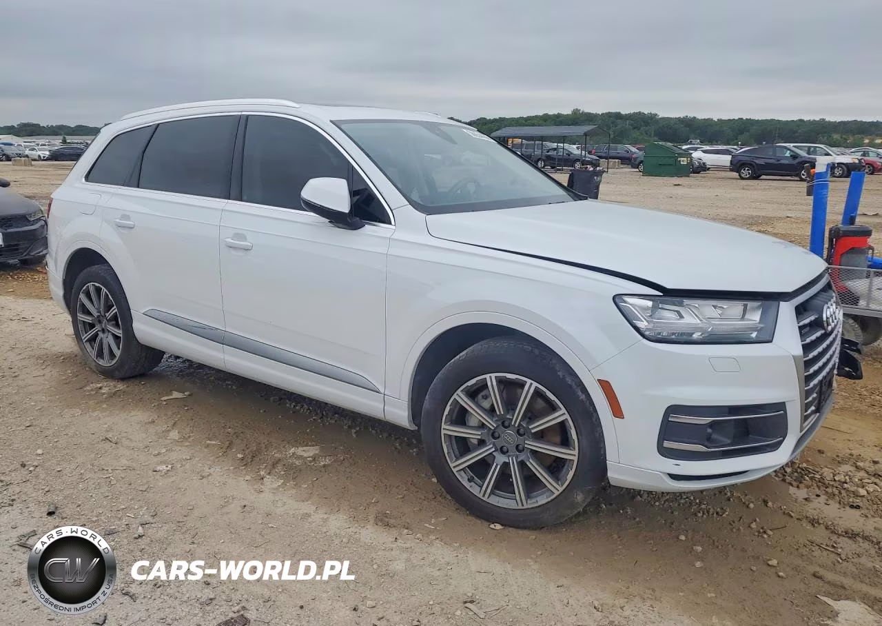 2018 Audi Q7 Prestige VIN:WA1VAAF75JD001629 - 4