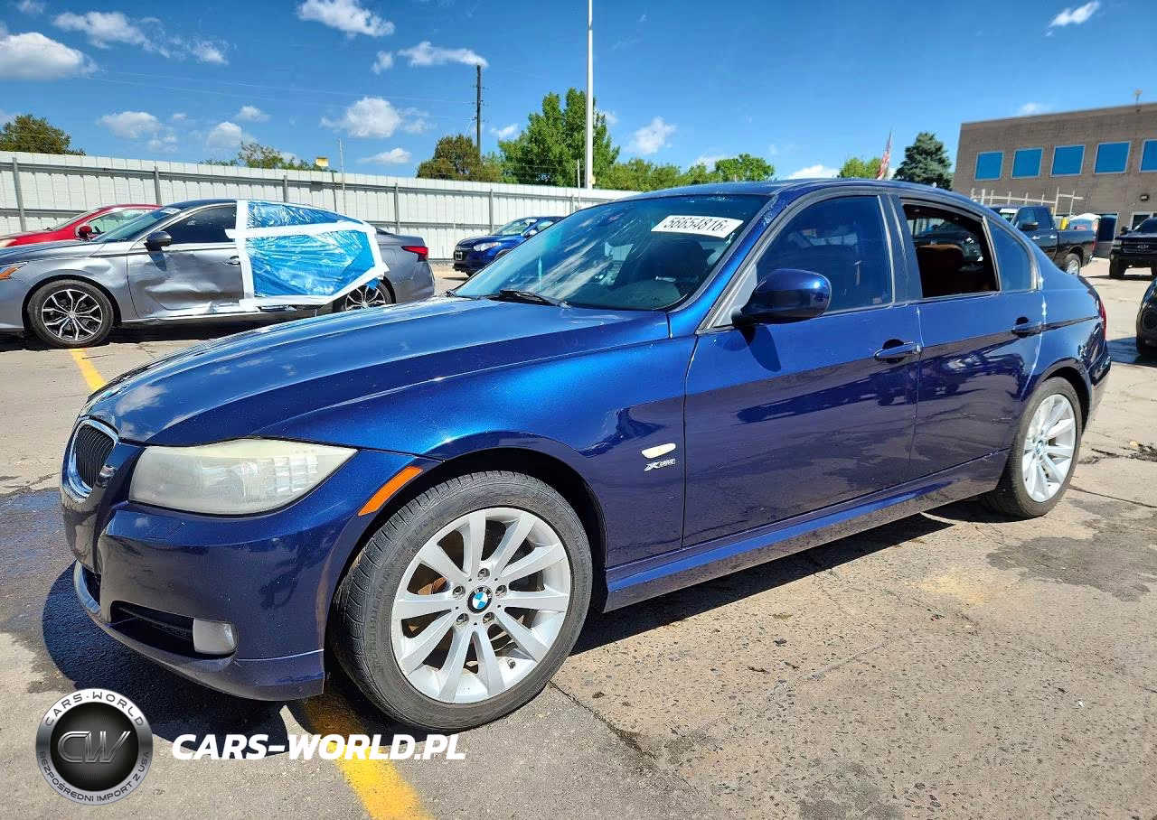 2011 BMW 328 Xi – zdjęcie 1 z 12
