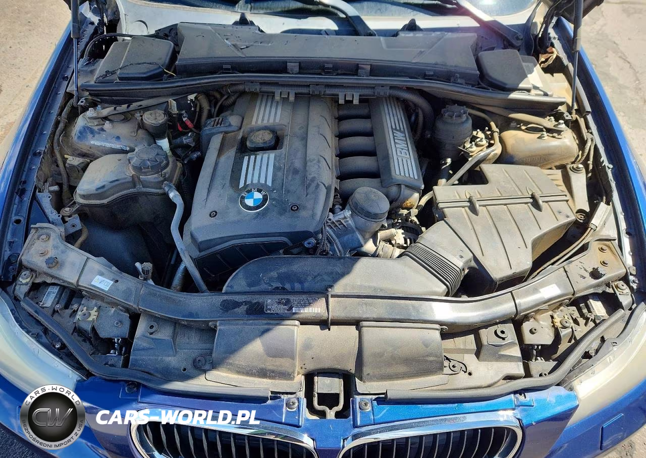 2011 BMW 328 Xi VIN:WBAPK7G57BNN85746 - 11