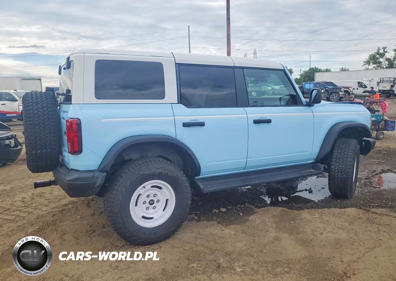 2025 Ford Bronco Heritage VIN:1FMEE4DP3SLB04470 - 3