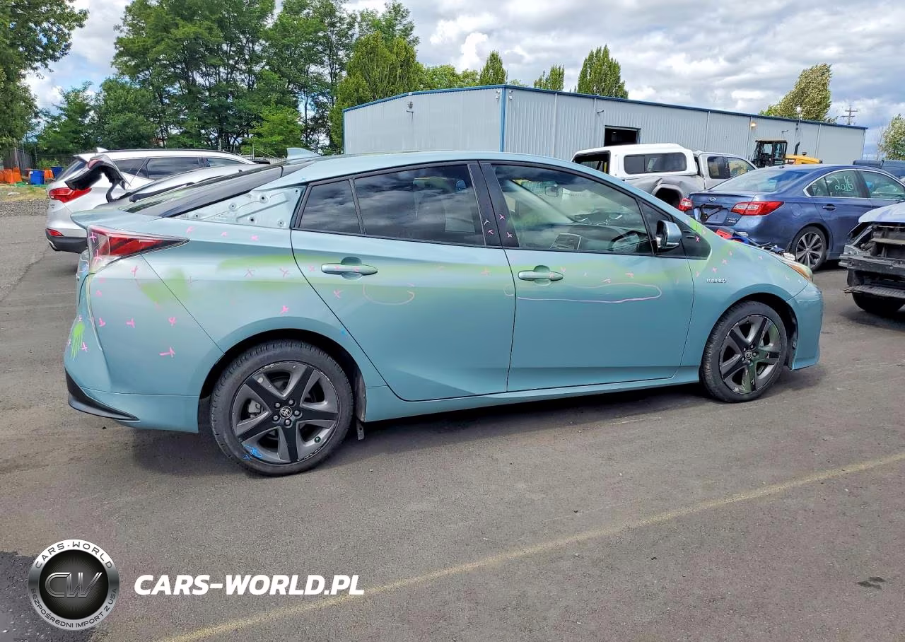 2016 Toyota Prius Three Touring VIN:JTDKARFU3G3019803 - 3