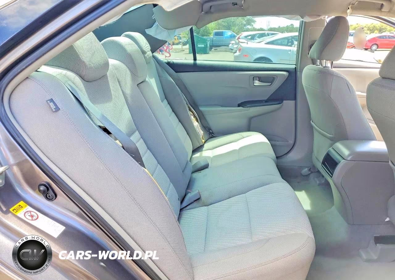 2015 Toyota Camry Le VIN:4T1BF1FK2FU051728 - 10