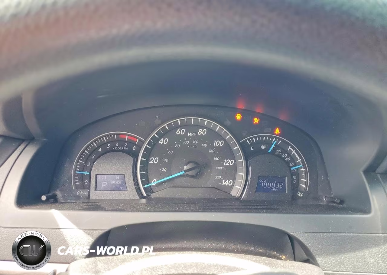 2015 Toyota Camry Le VIN:4T1BF1FK2FU051728 - 9