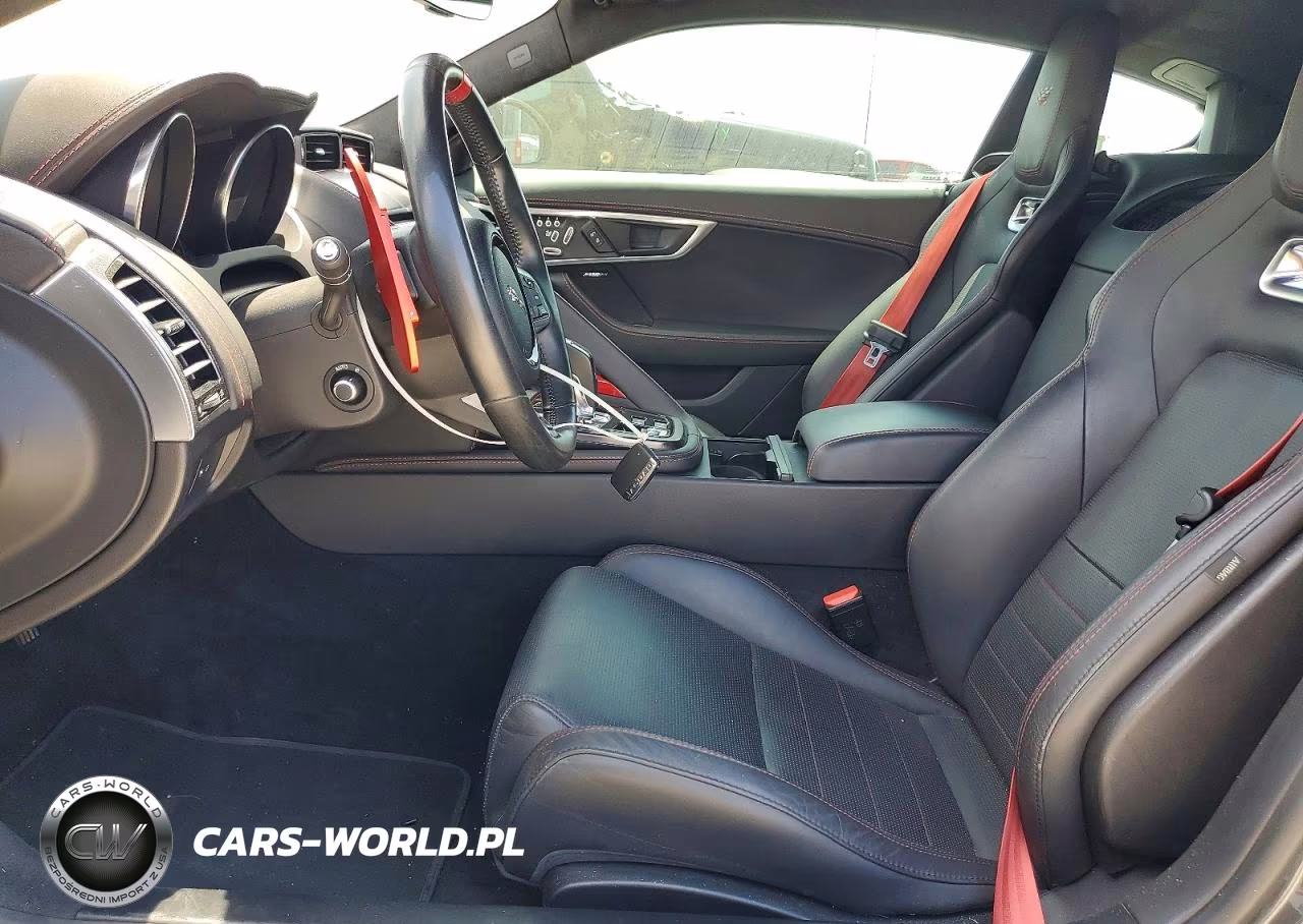 2020 Jaguar F-Type VIN:SAJDD1GX2LCK63917 - 7