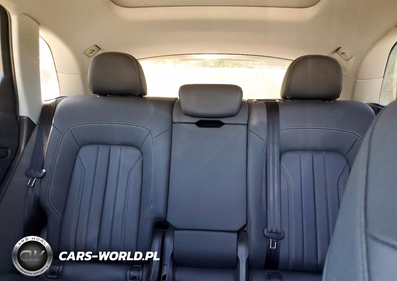 2021 Audi Q5 Premium Plus VIN:WA1BAAFY7M2033185 - 10