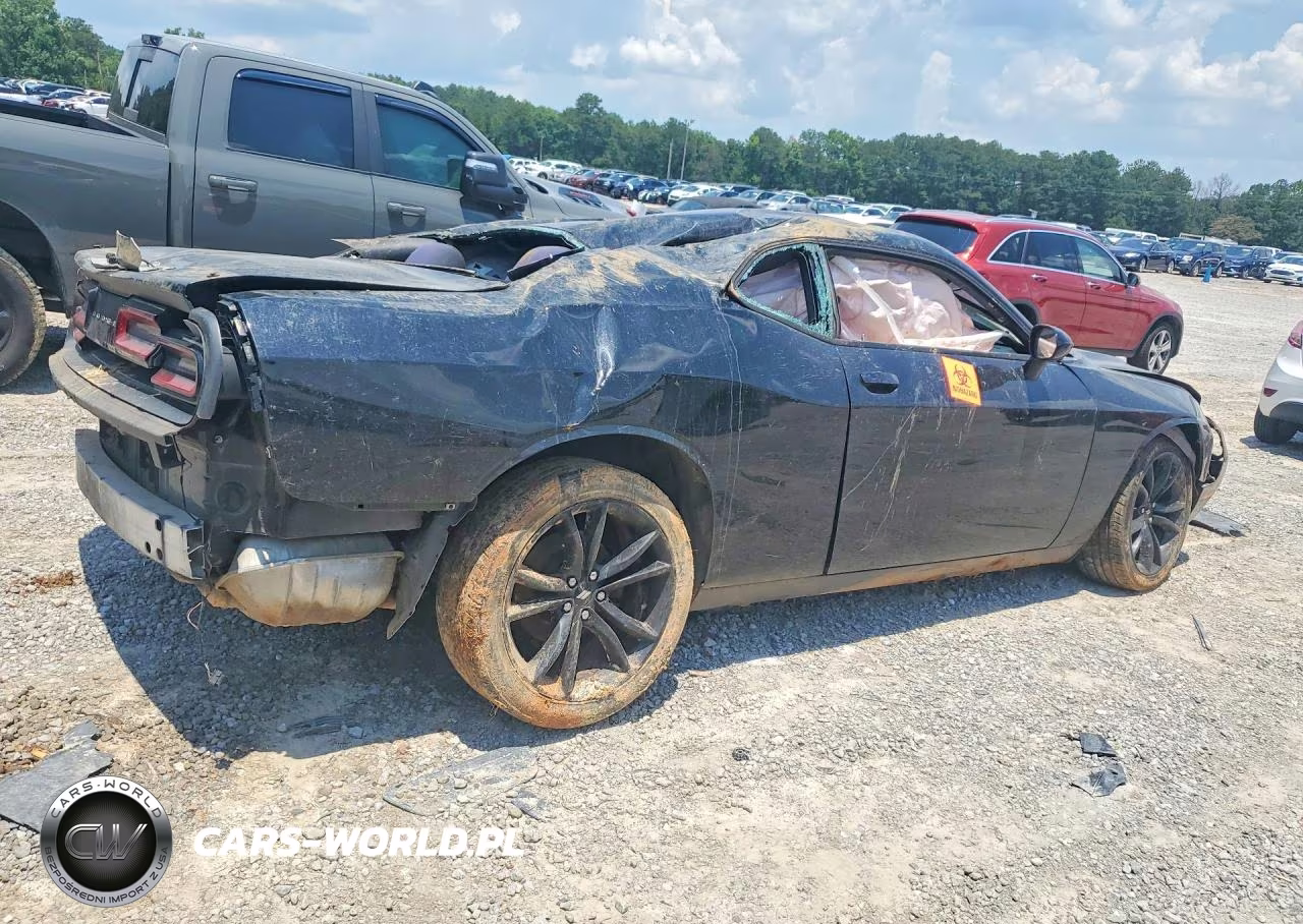 2018 Dodge Challenger Sxt VIN:2C3CDZAG8JH120566 - 3