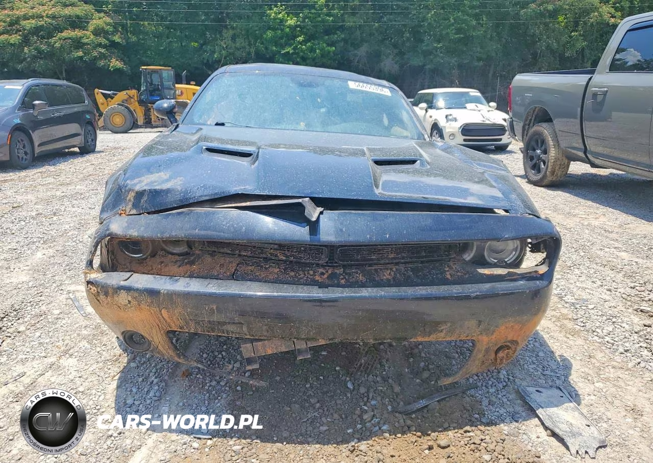 2018 Dodge Challenger Sxt VIN:2C3CDZAG8JH120566 - 5