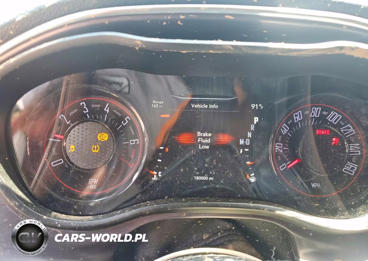 2018 Dodge Challenger Sxt VIN:2C3CDZAG8JH120566 - 9