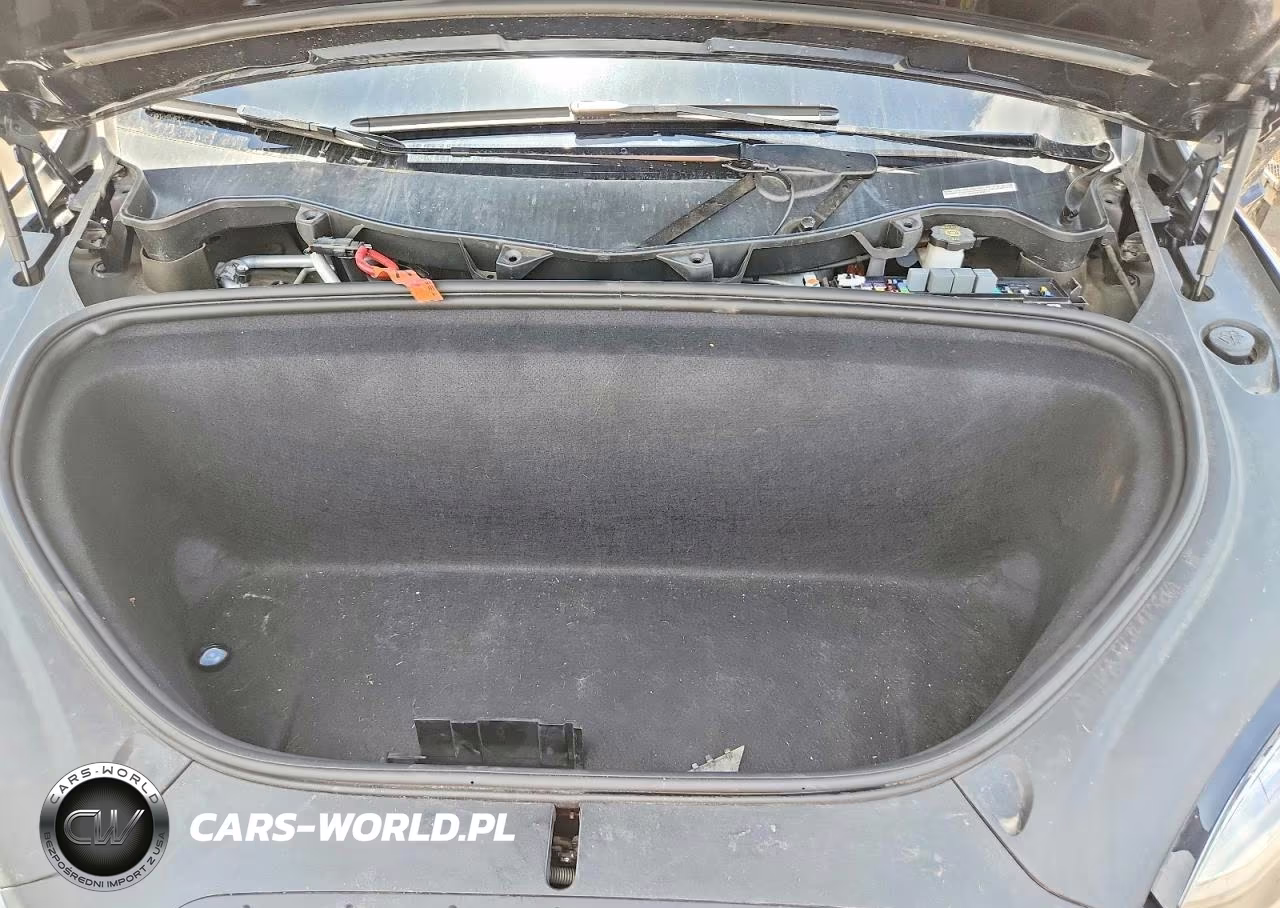 2018 Tesla Model X VIN:5YJXCDE26JF100050 - 12