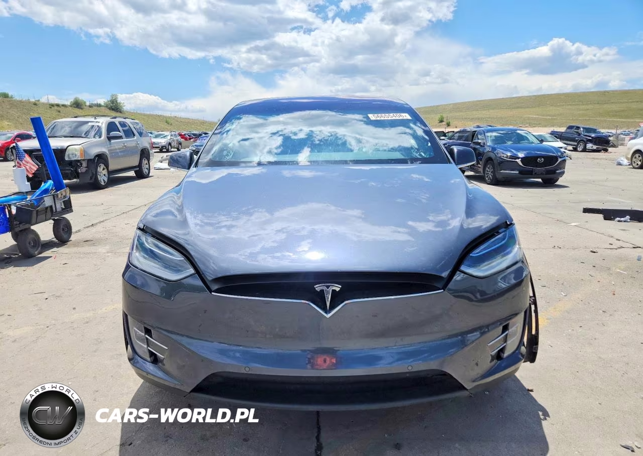 2018 Tesla Model X VIN:5YJXCDE26JF100050 - 5