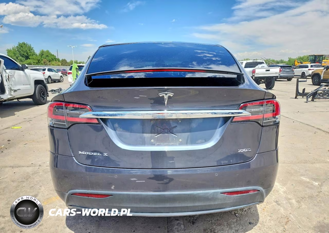 2018 Tesla Model X VIN:5YJXCDE26JF100050 - 6