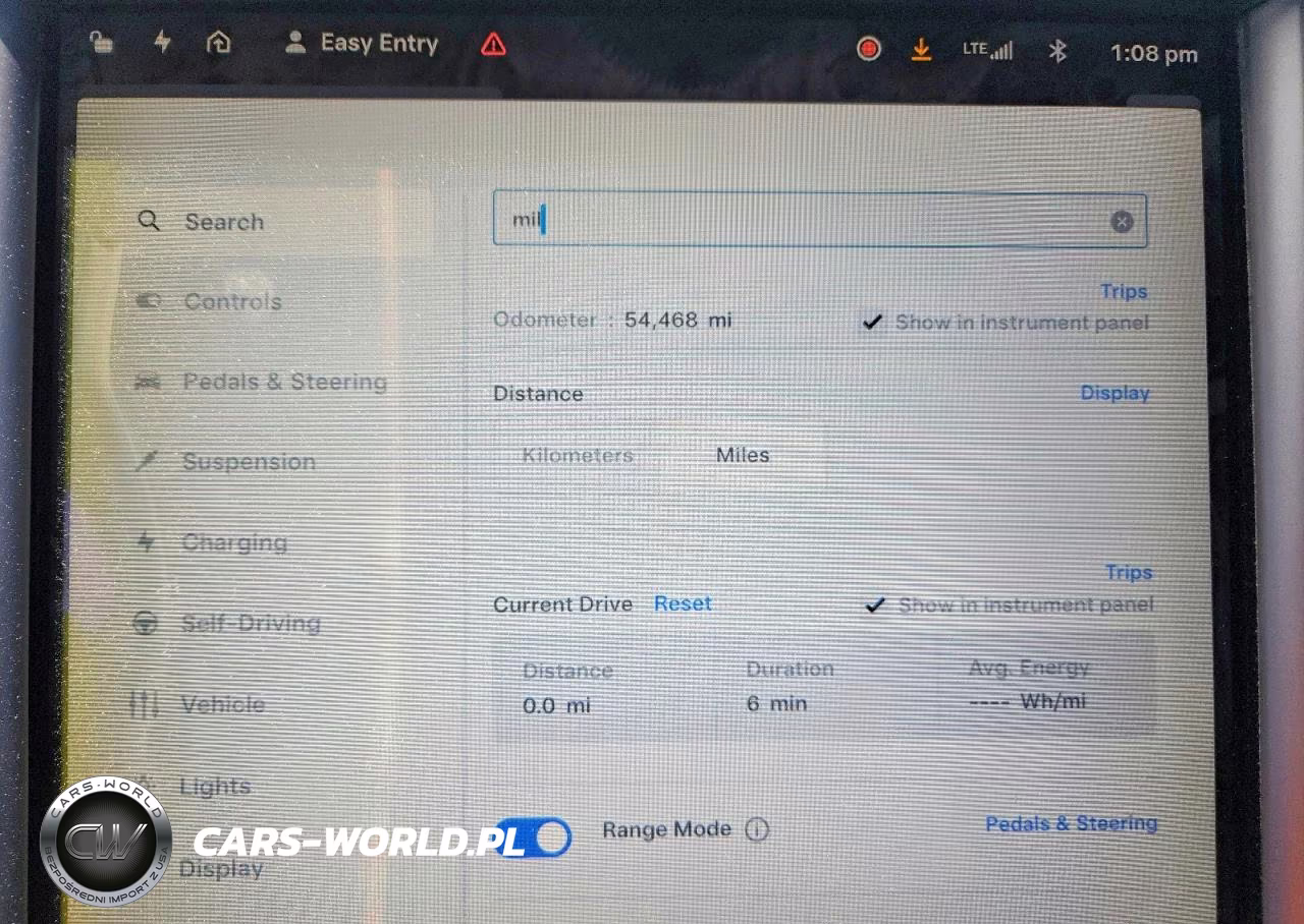 2018 Tesla Model X VIN:5YJXCDE26JF100050 - 9