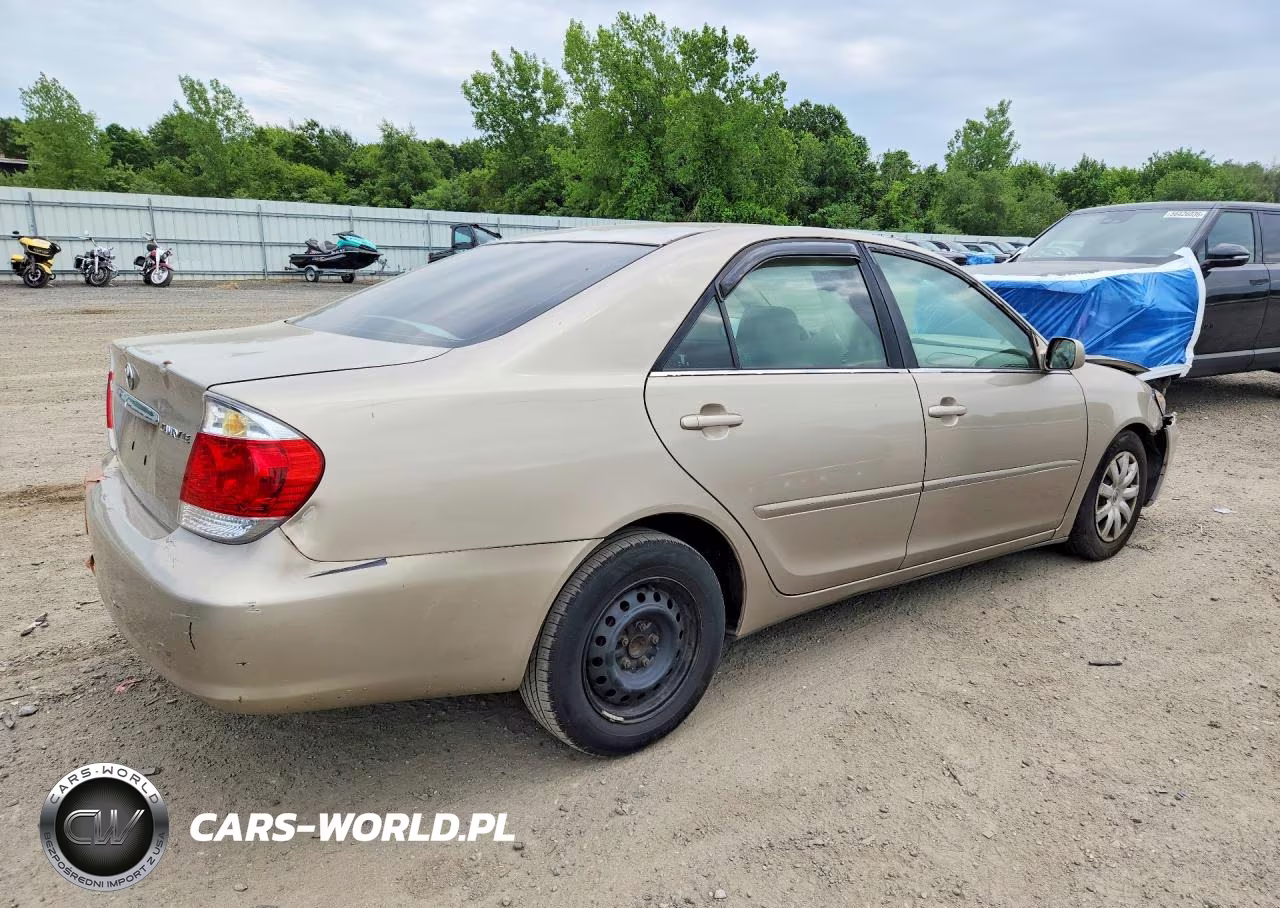 2006 Toyota Camry Le VIN:4T1BE32K26U682287 - 3