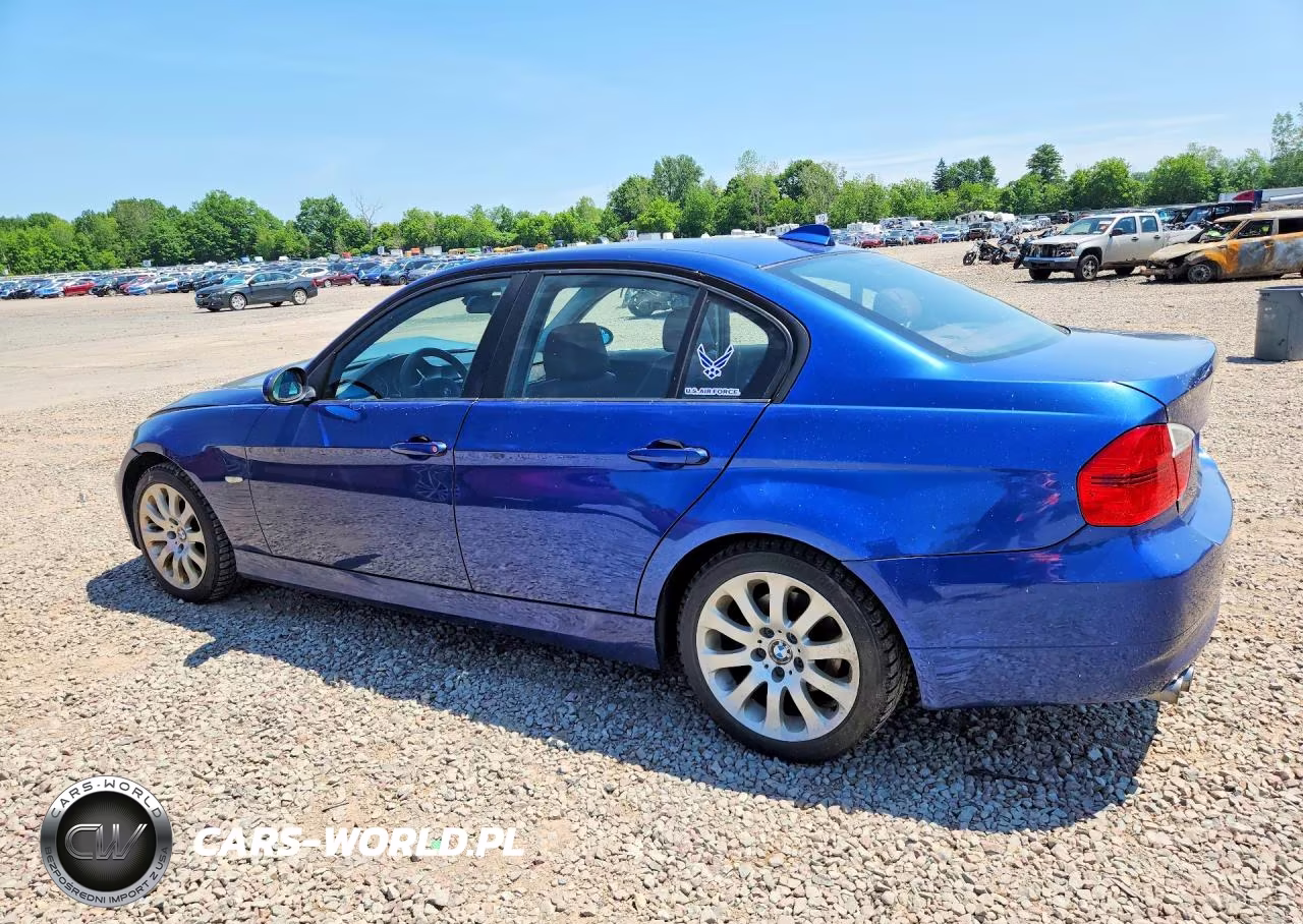 2007 BMW 328 Xi VIN:WBAVC93557KZ71161 - 2