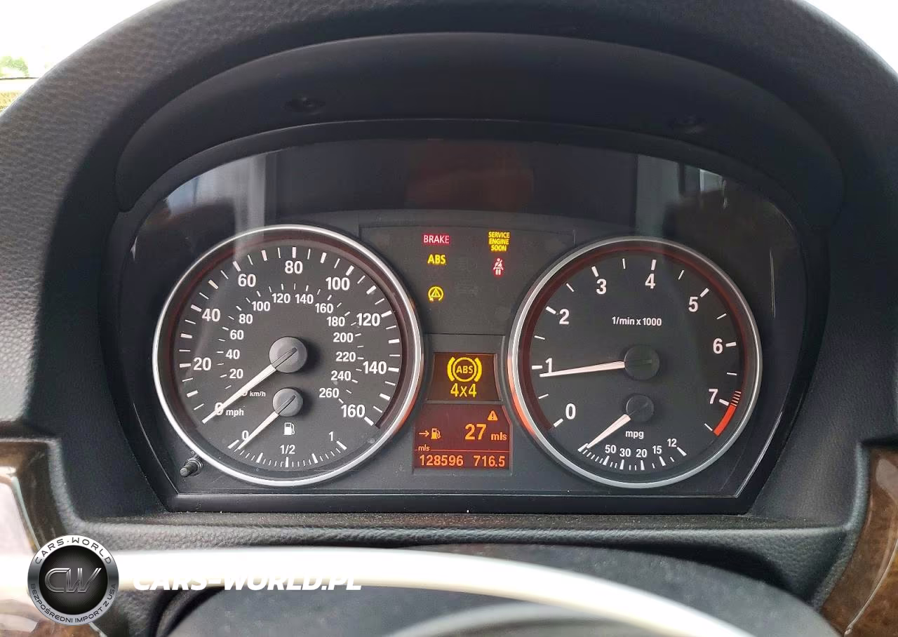 2007 BMW 328 Xi VIN:WBAVC93557KZ71161 - 9