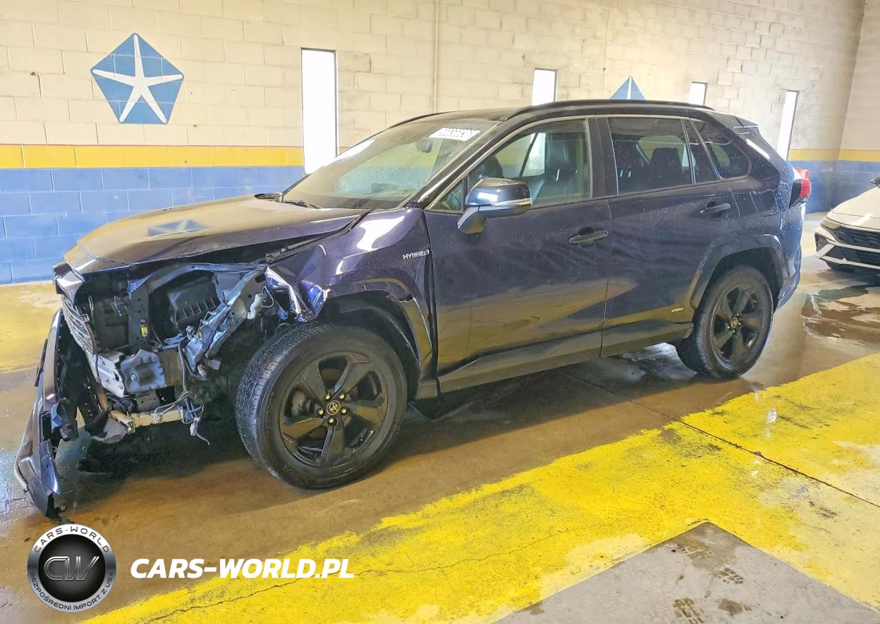 TOYOTA RAV4 XSE – zdjęcie 1 z 14